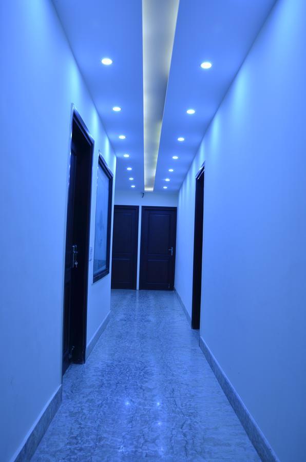 Hotel Royal International New Delhi Ngoại thất bức ảnh