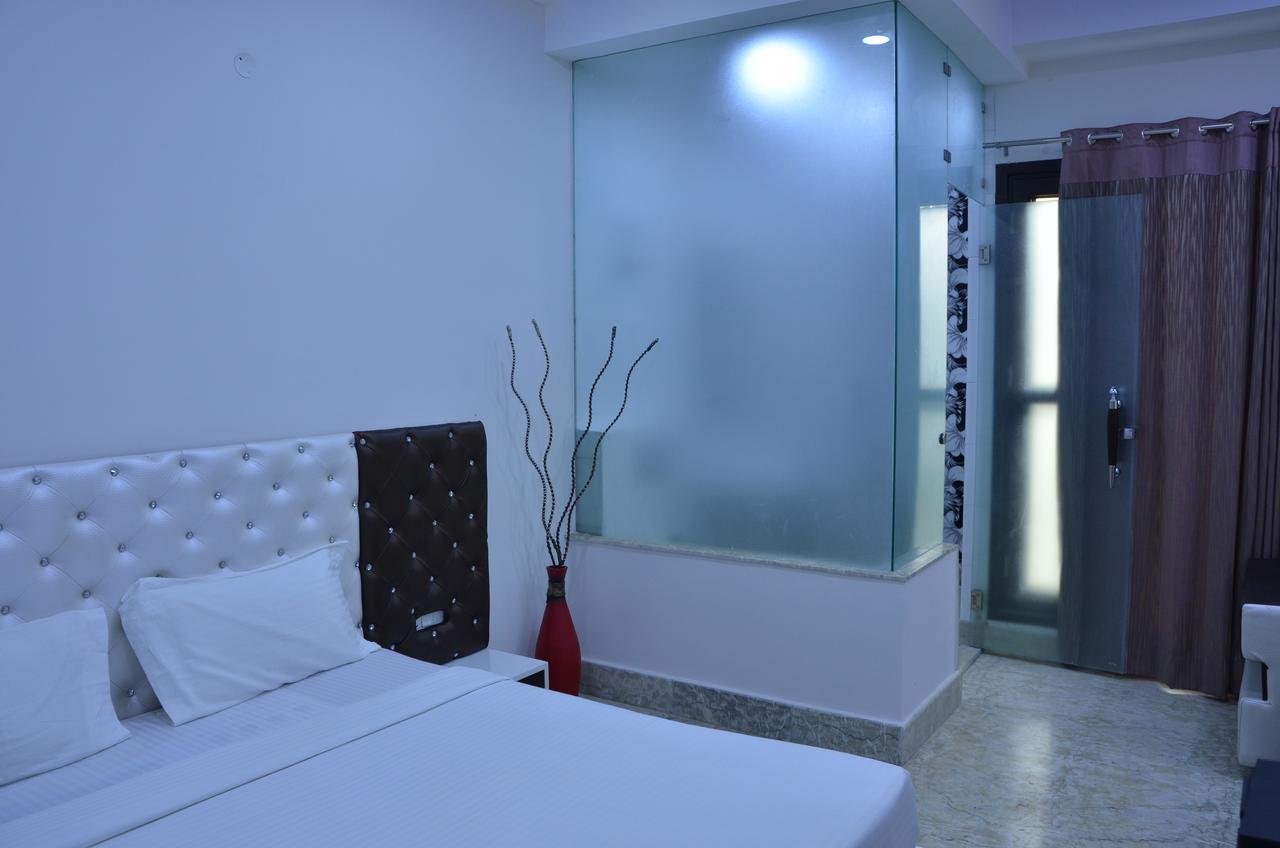 Hotel Royal International New Delhi Ngoại thất bức ảnh