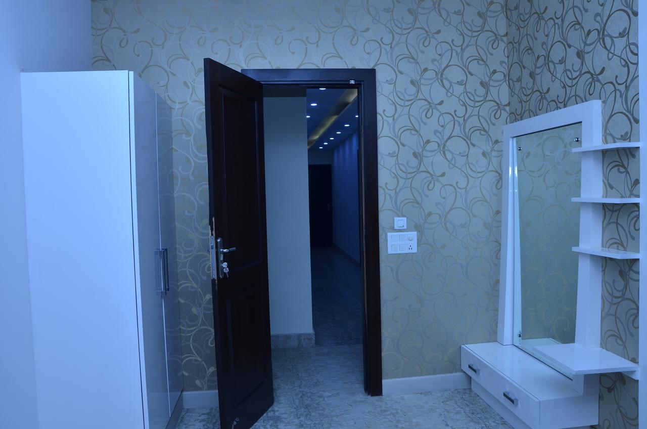 Hotel Royal International New Delhi Ngoại thất bức ảnh